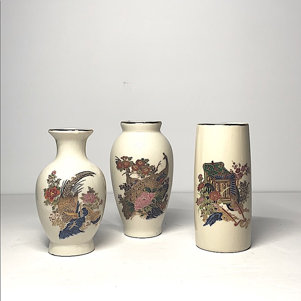 ASAHI PEACOCK VASE